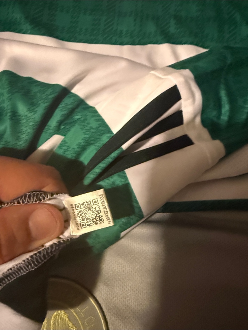 Celtic FC Jerseys - Picture 3 of 6